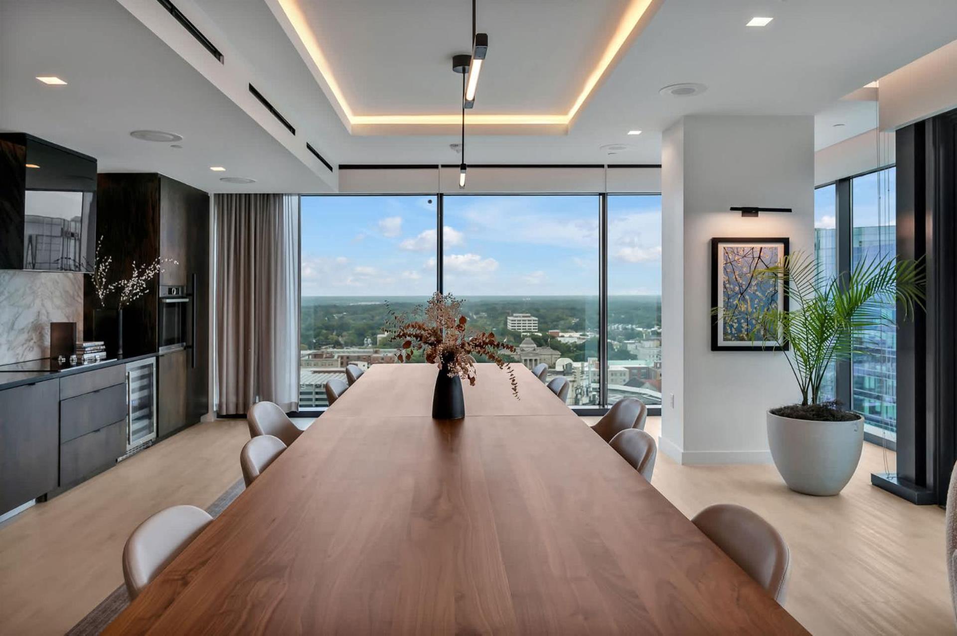 High-Rise Apt Raleigh Free Parking & Sunset View 1 외부 사진