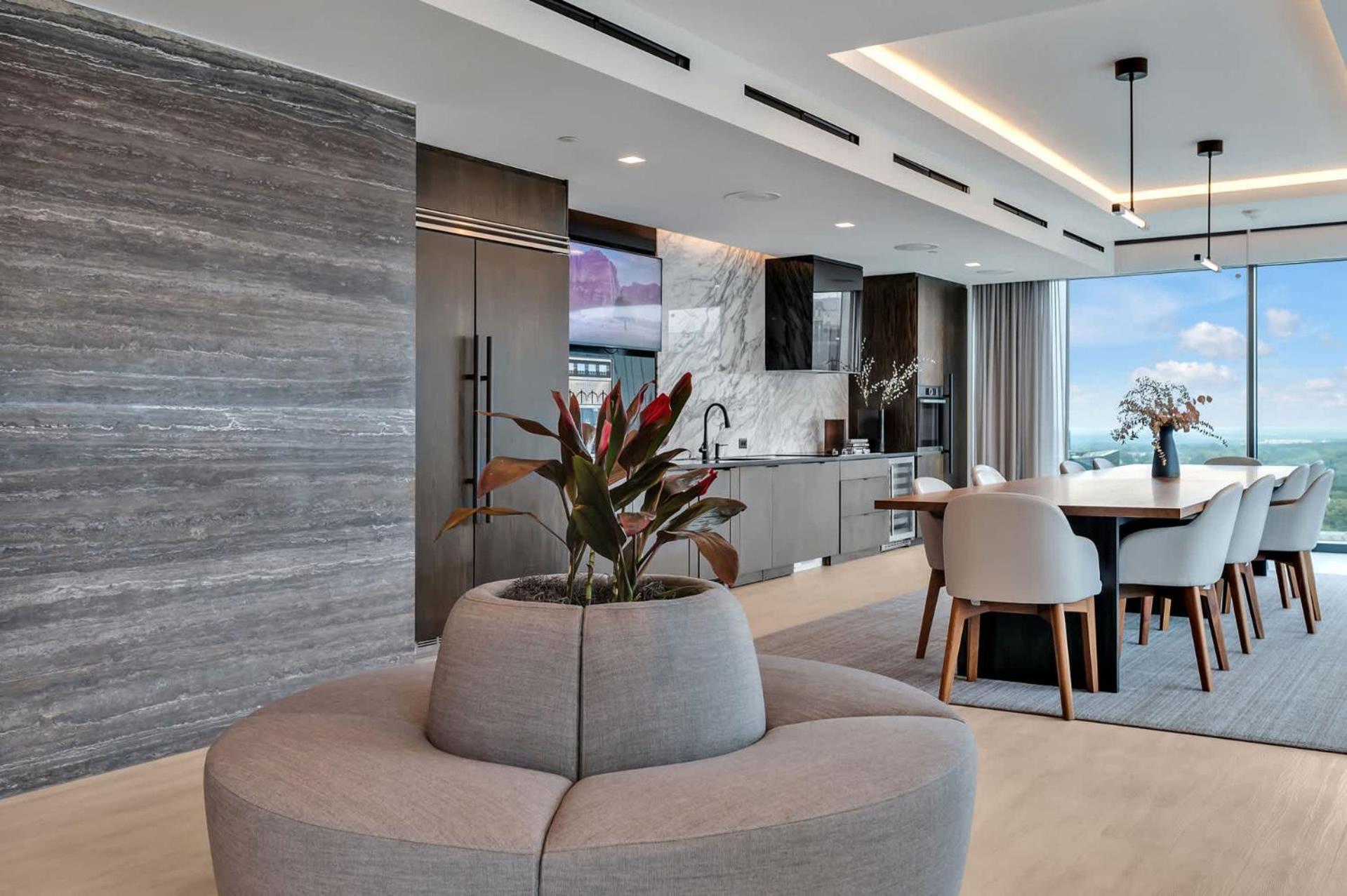 High-Rise Apt Raleigh Free Parking & Sunset View 1 외부 사진